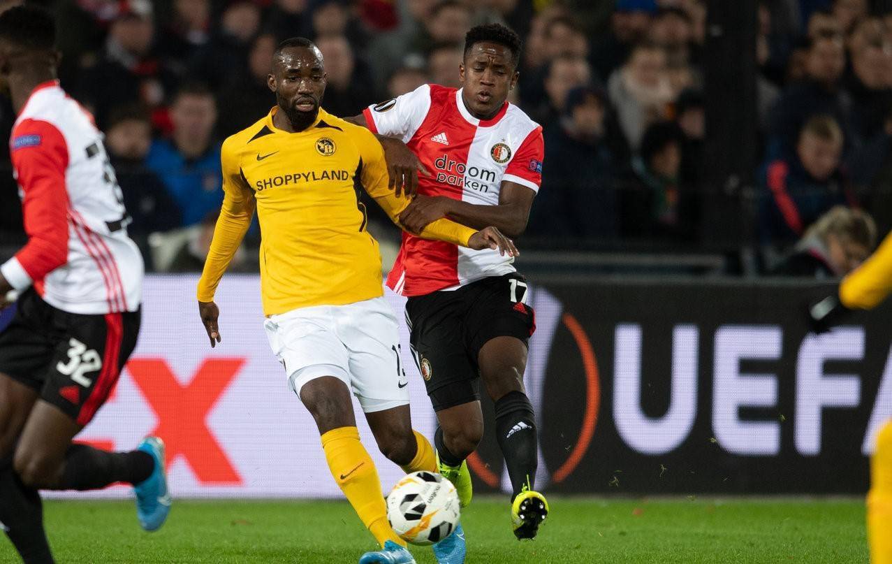 武磊完成梅 武磊完成梅