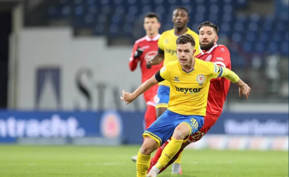 于都灵来说 于都灵来说