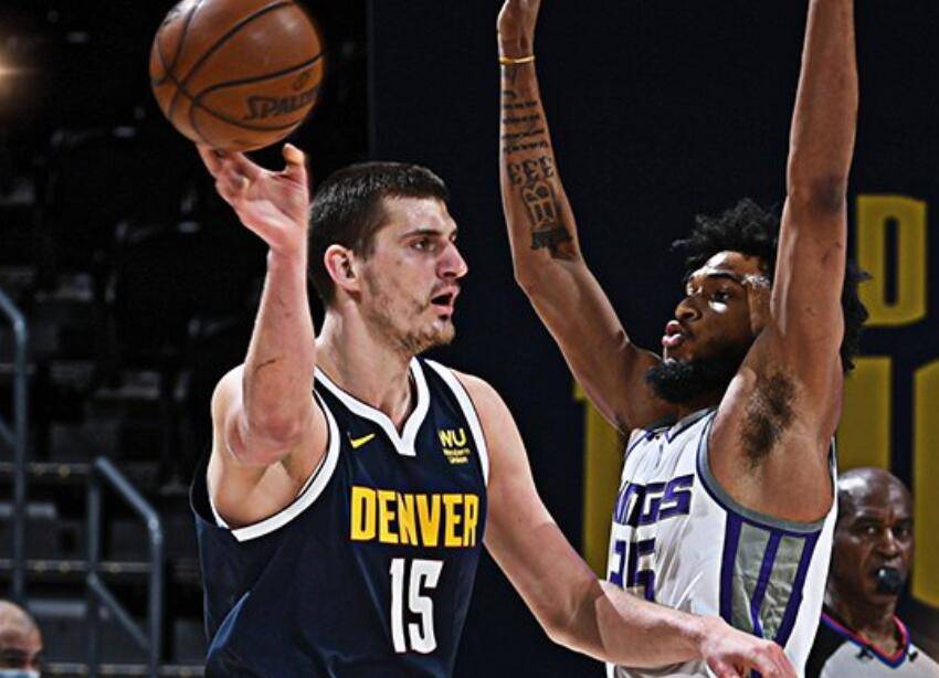 的台内控球 的台内控球