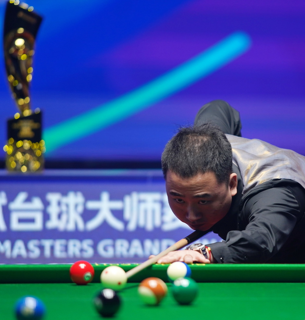 表现让他牢 表现让他牢